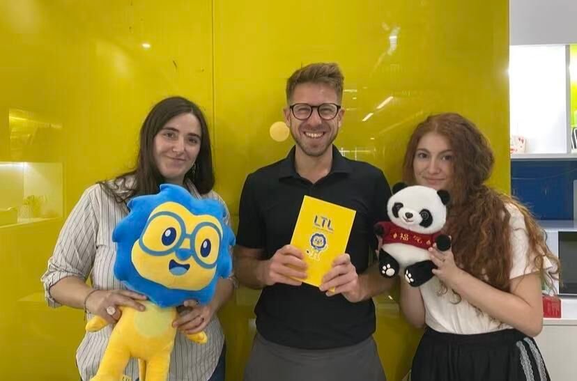 Benjamin Orezzoli visiting LTL Chengdu for Neopontis